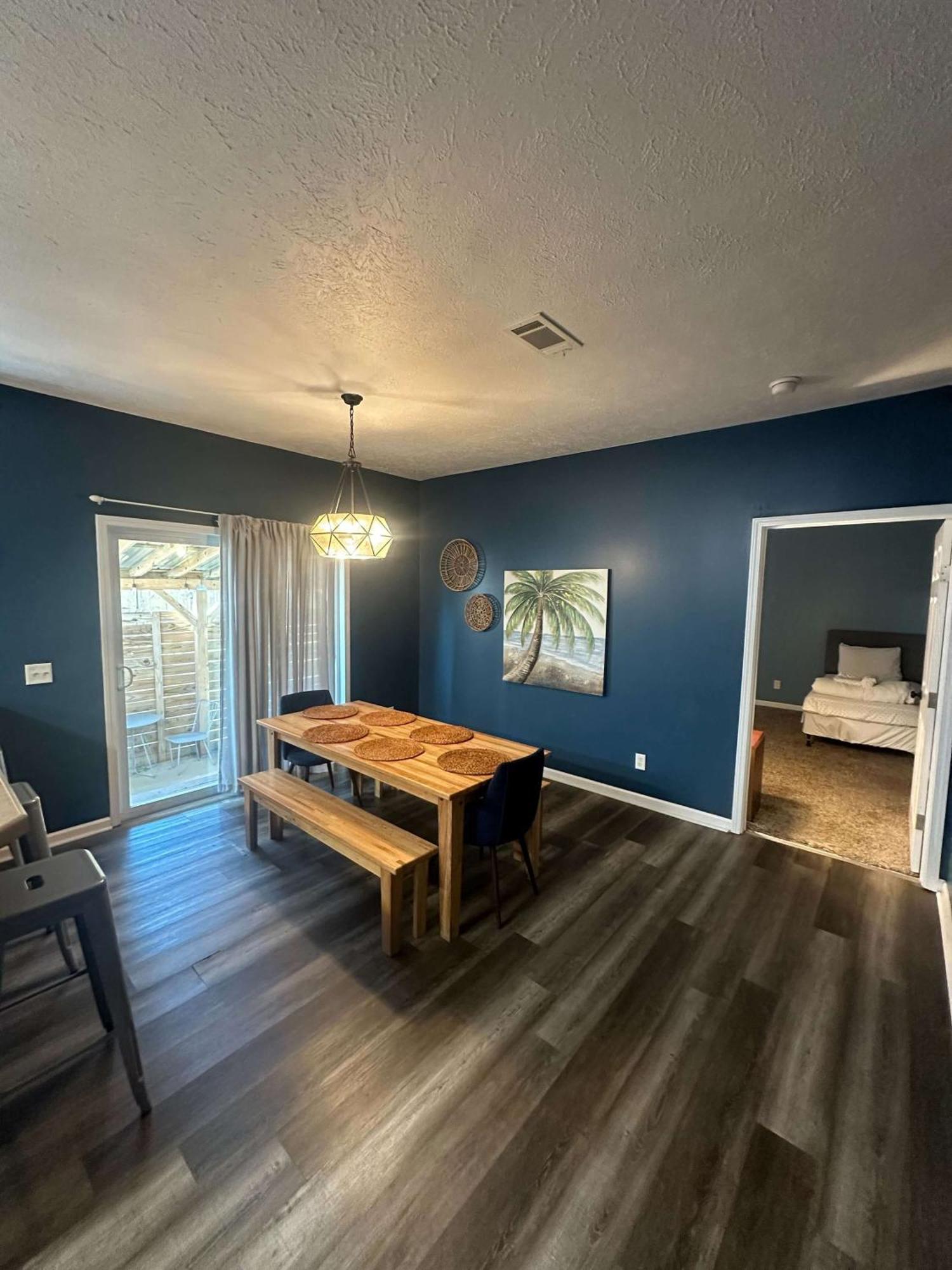Cam'S Coastal Cottage- Nas Pensacola, Close To Beach Exterior photo